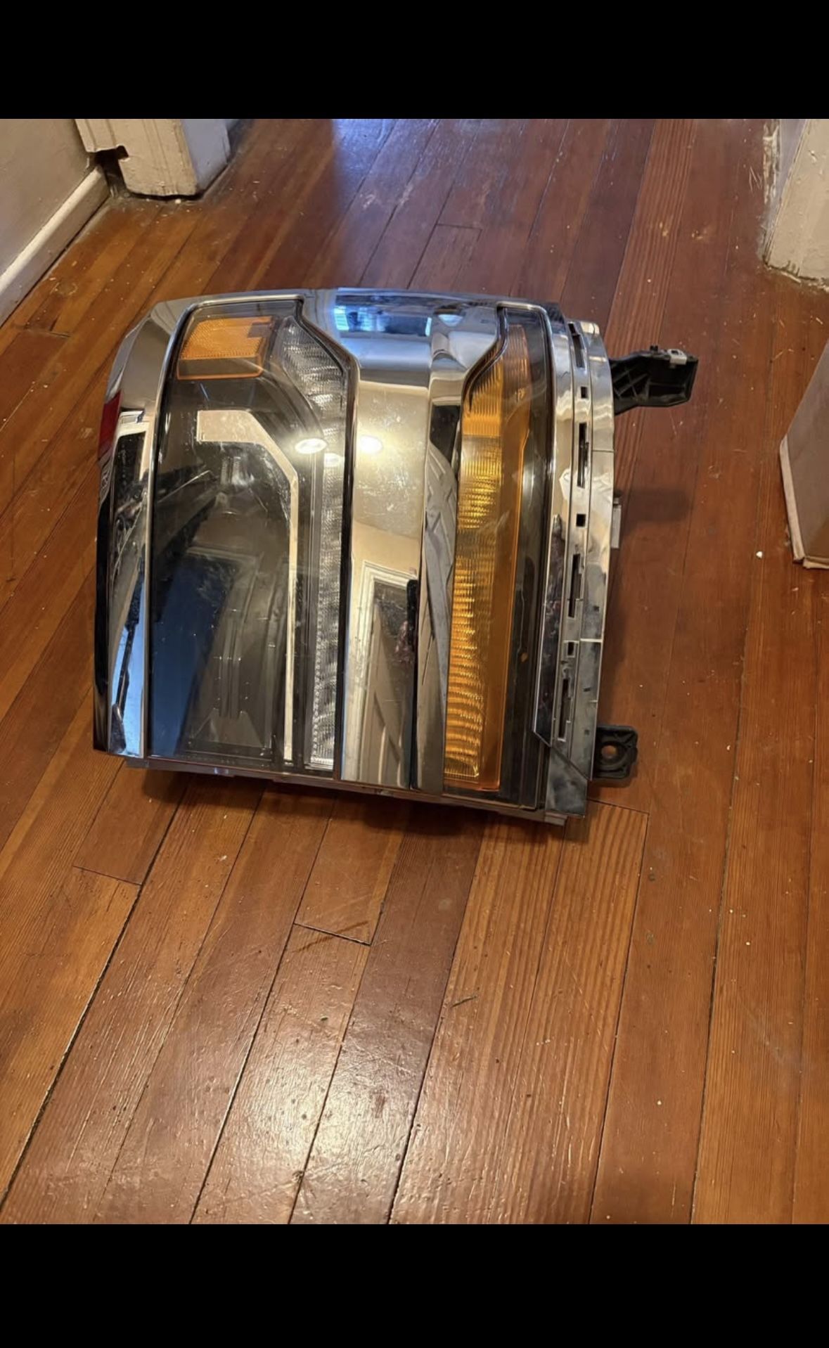 2019 Chevy Silverado Headlight Full Assembly