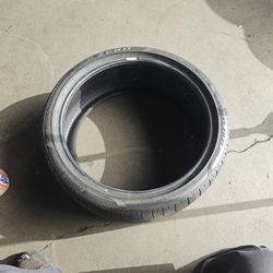 265/35/21 Pirelli Pzero Tire 265 35 21 
