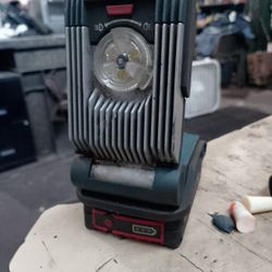 Bosch Light And 18v Battery 