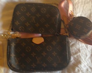 Louis Vuitton multi bag