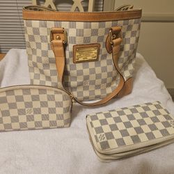 Lv Bag And Cosmetic Bag 