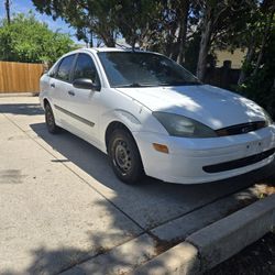 2004 Ford Focus 