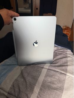 Apple iPad 13 inch 2025