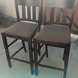 Bar chairs, good condition