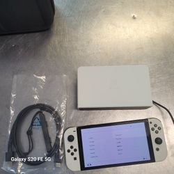 NINTENDO SWITCH OLED - HEG-001