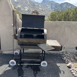 Unused Custom smoker 