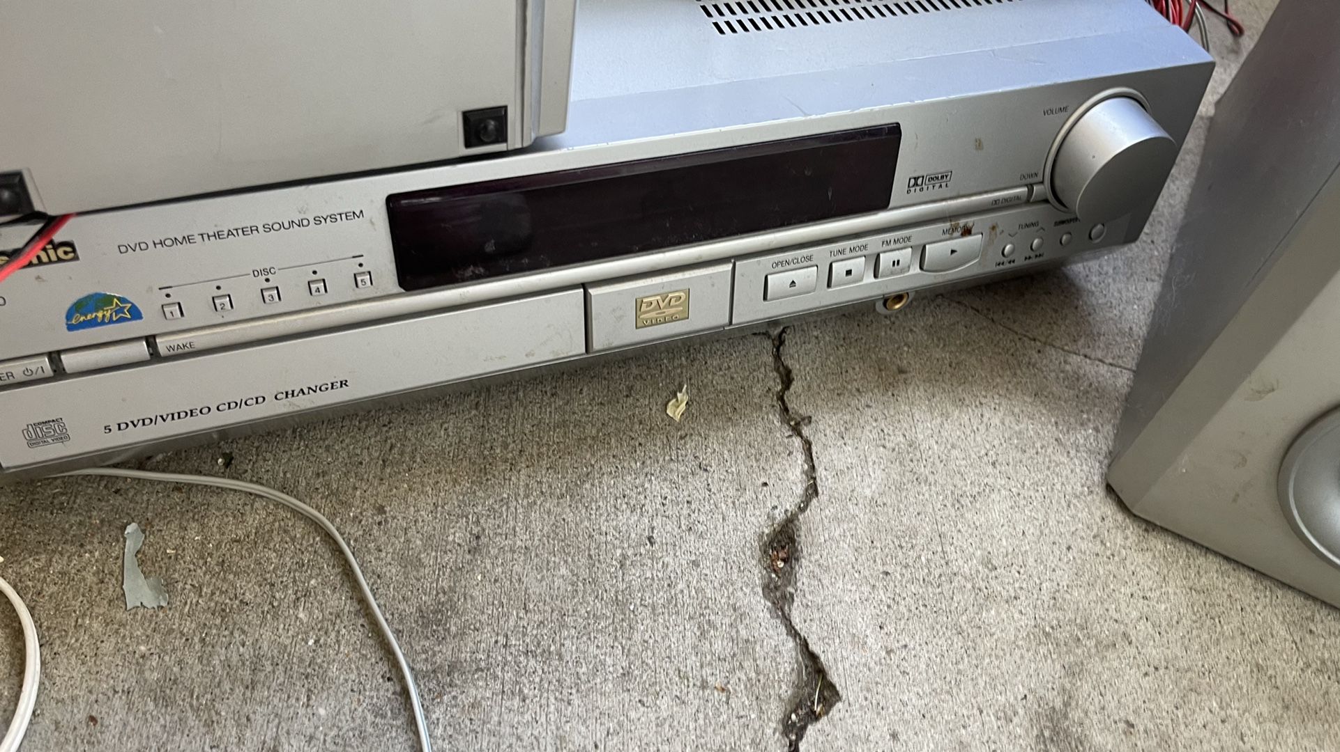 panasonic SA - HT70 dvd home theater sound system