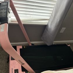 Deer Run Pink  Treadmill 
