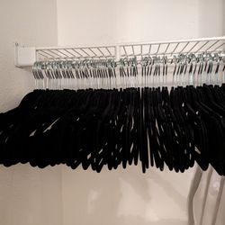 [Move Out Sale] 100 Black Velvet Hangers $25