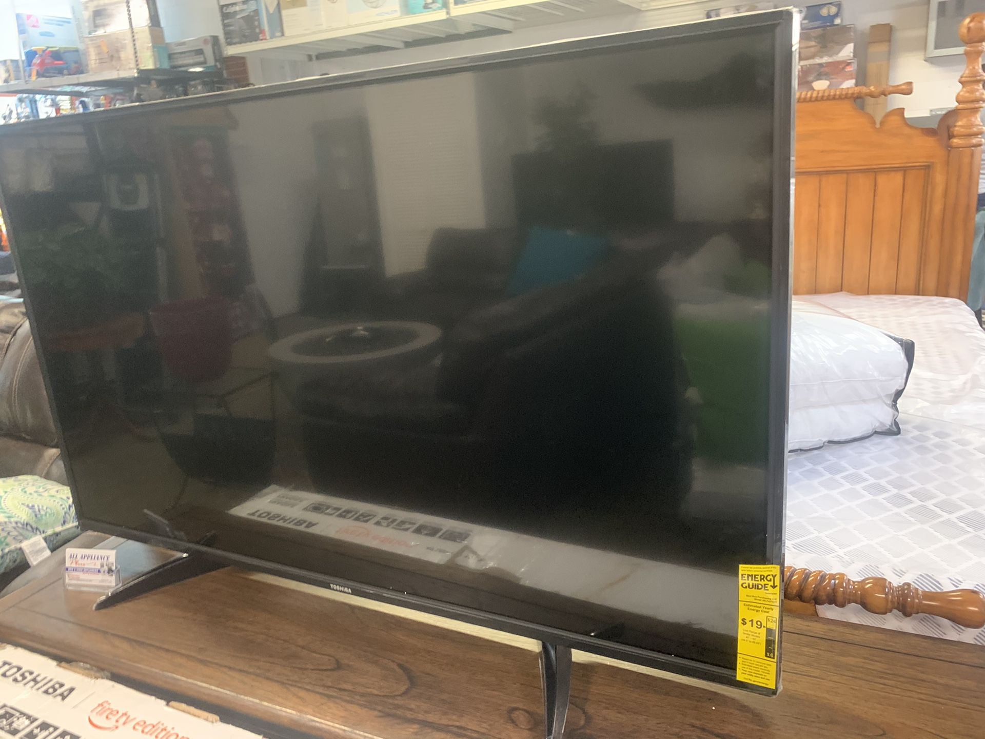 Toshiba 49 “ tv