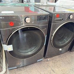 WASHER AND DRYER SET 