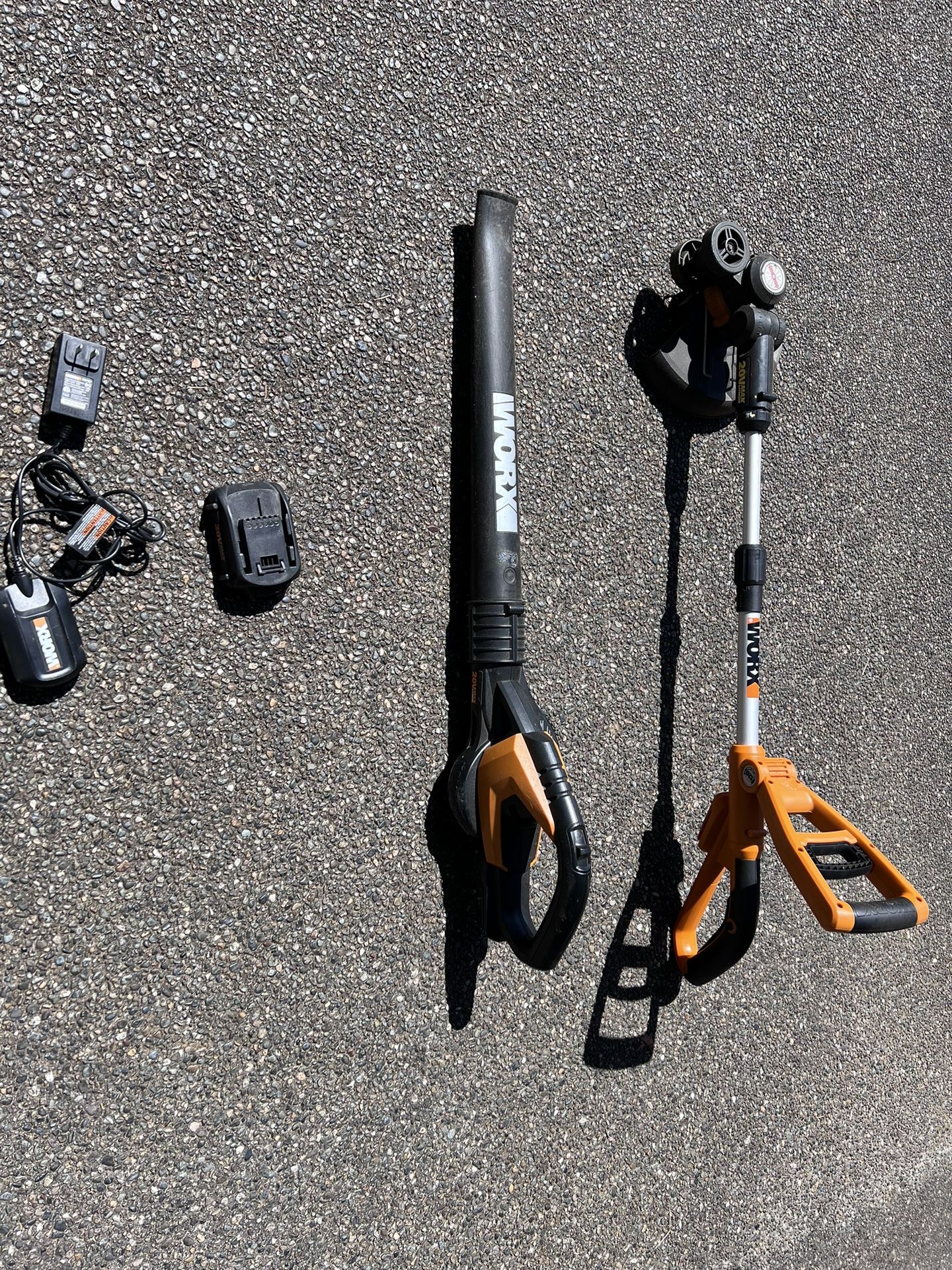 Cordless Battery Powered Blower And String Trimmer 