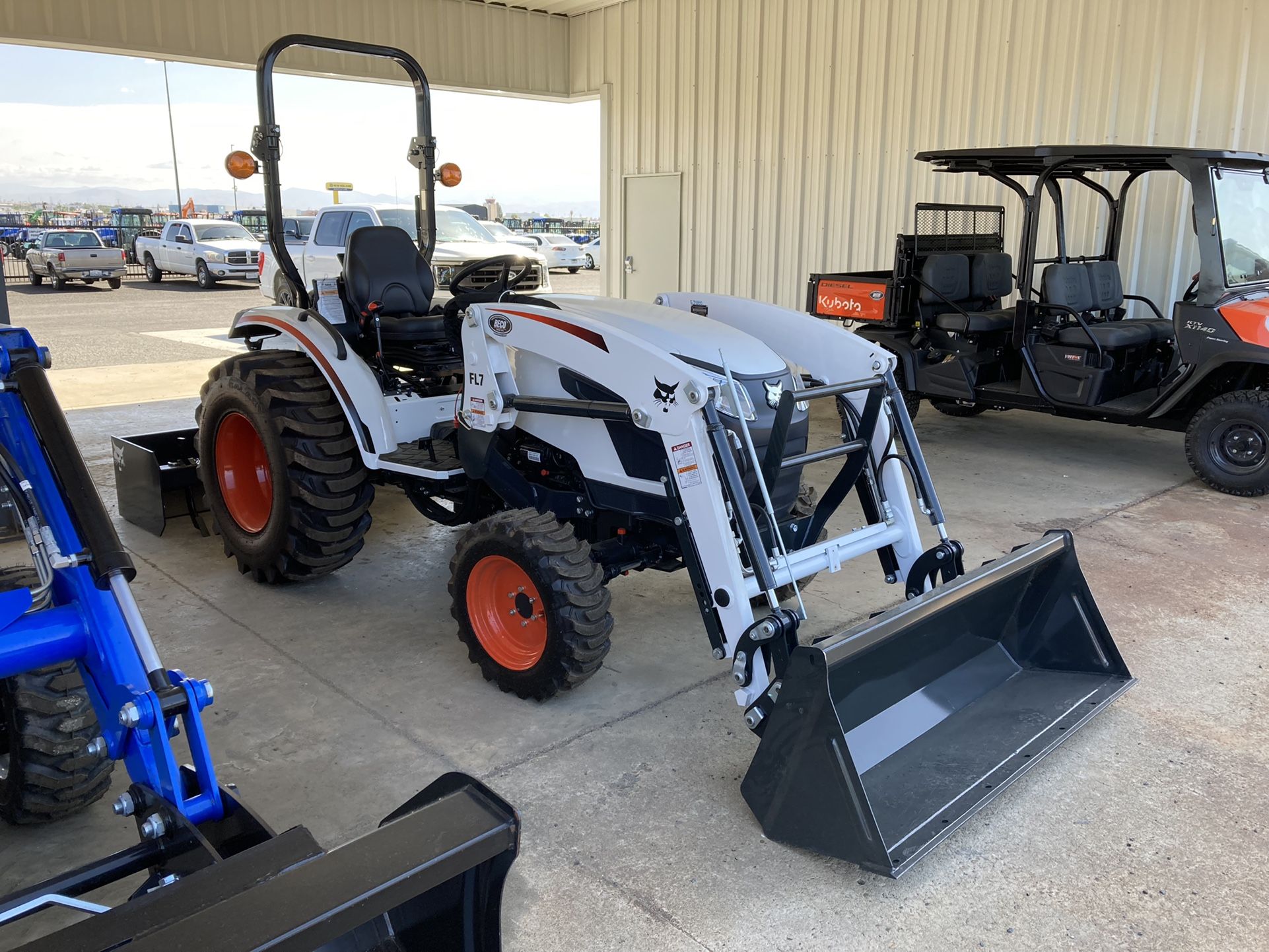 2023 Bobcat CT2025 Compact Tractor - Free front loader