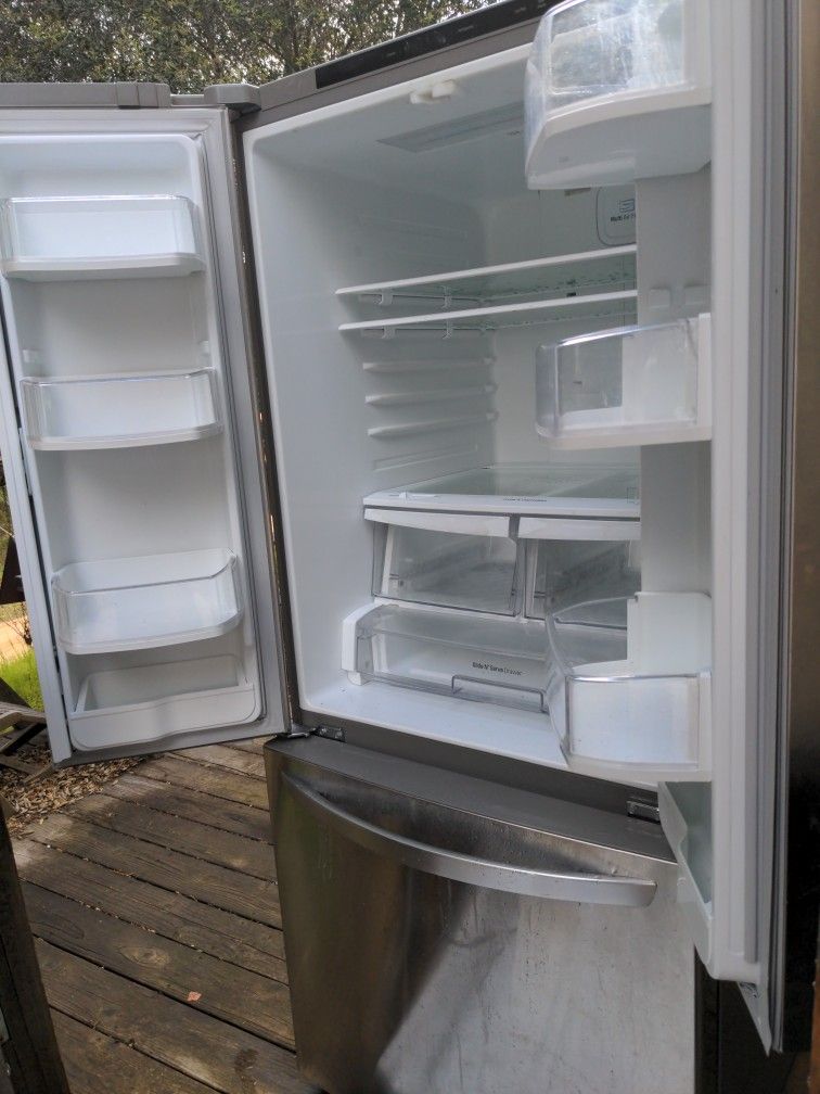 LG Refrigerator Freezer