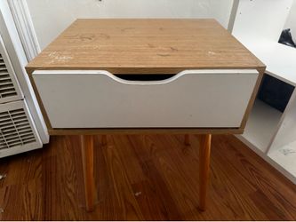 tan & white table accent