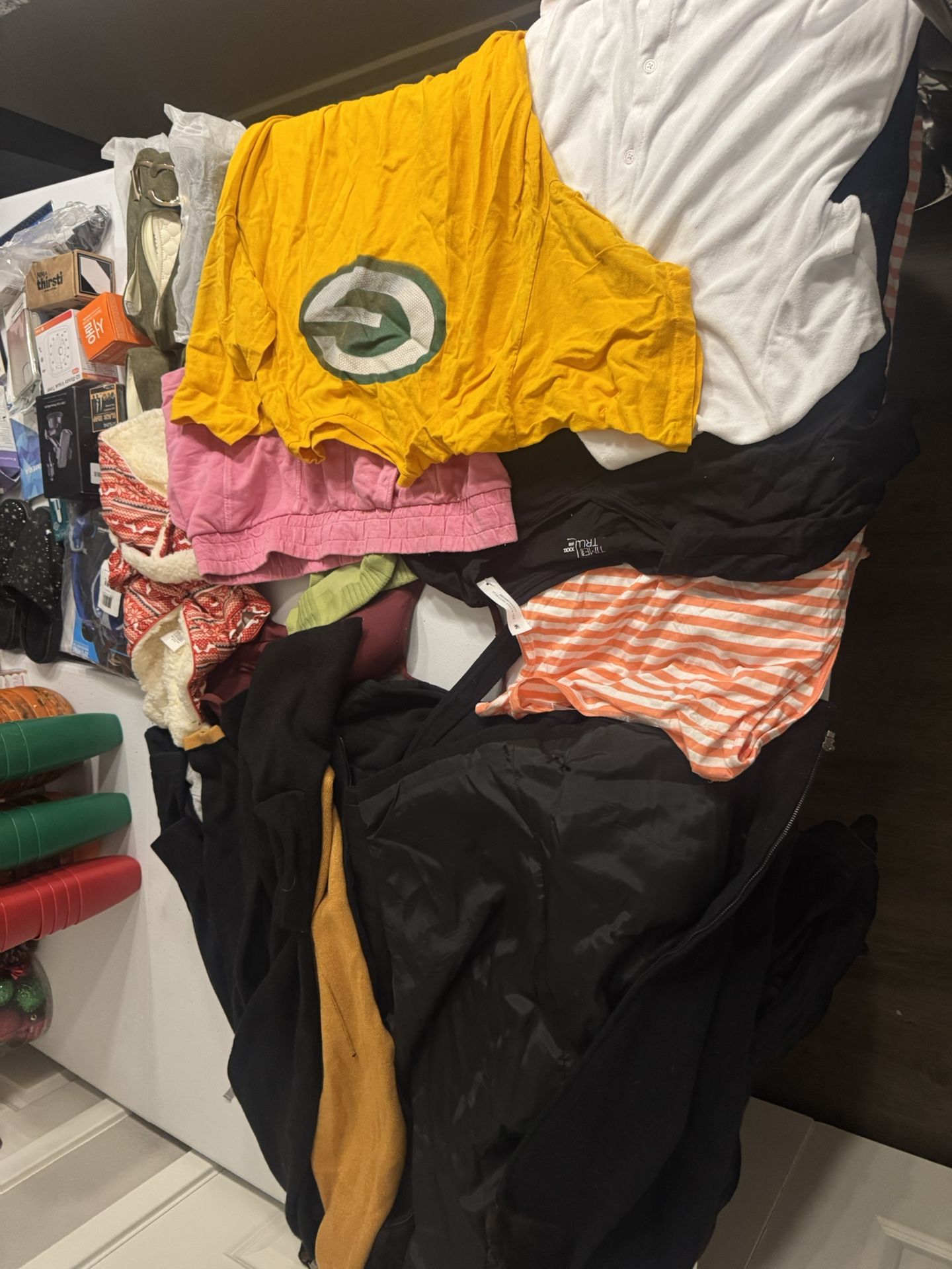 Little Bit Of Everything 1$—3$ Each Items