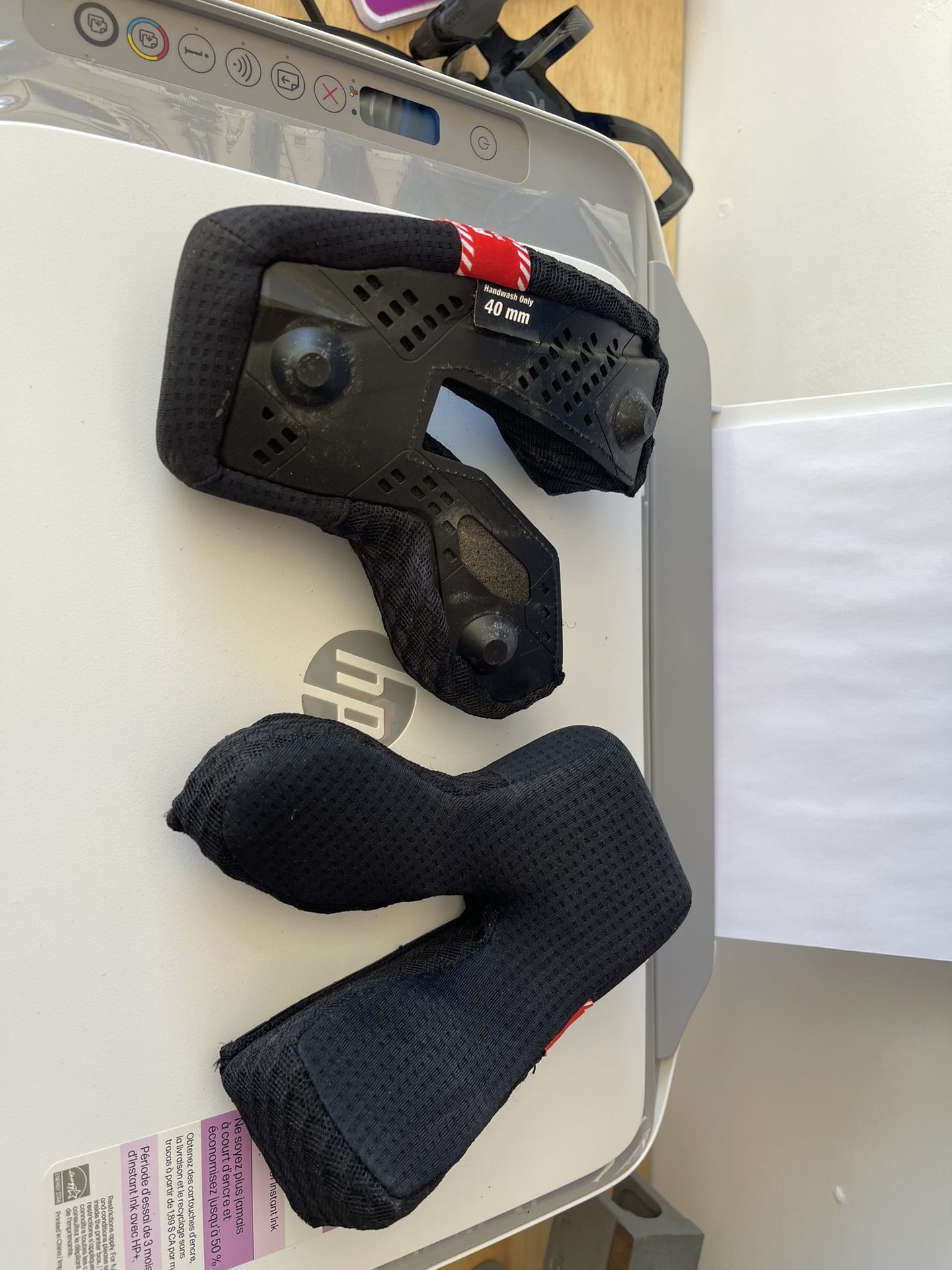 Bell Moto 9 And Bell Moto 10 Cheek Pads