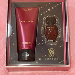 Victoria Secret Body Spray And Perfume Set