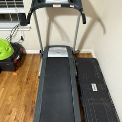 Treadmill 