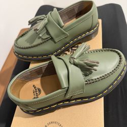 Dr. Martens, Adrian YS Loafers ,Size 6