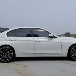 2017 BMW 330i