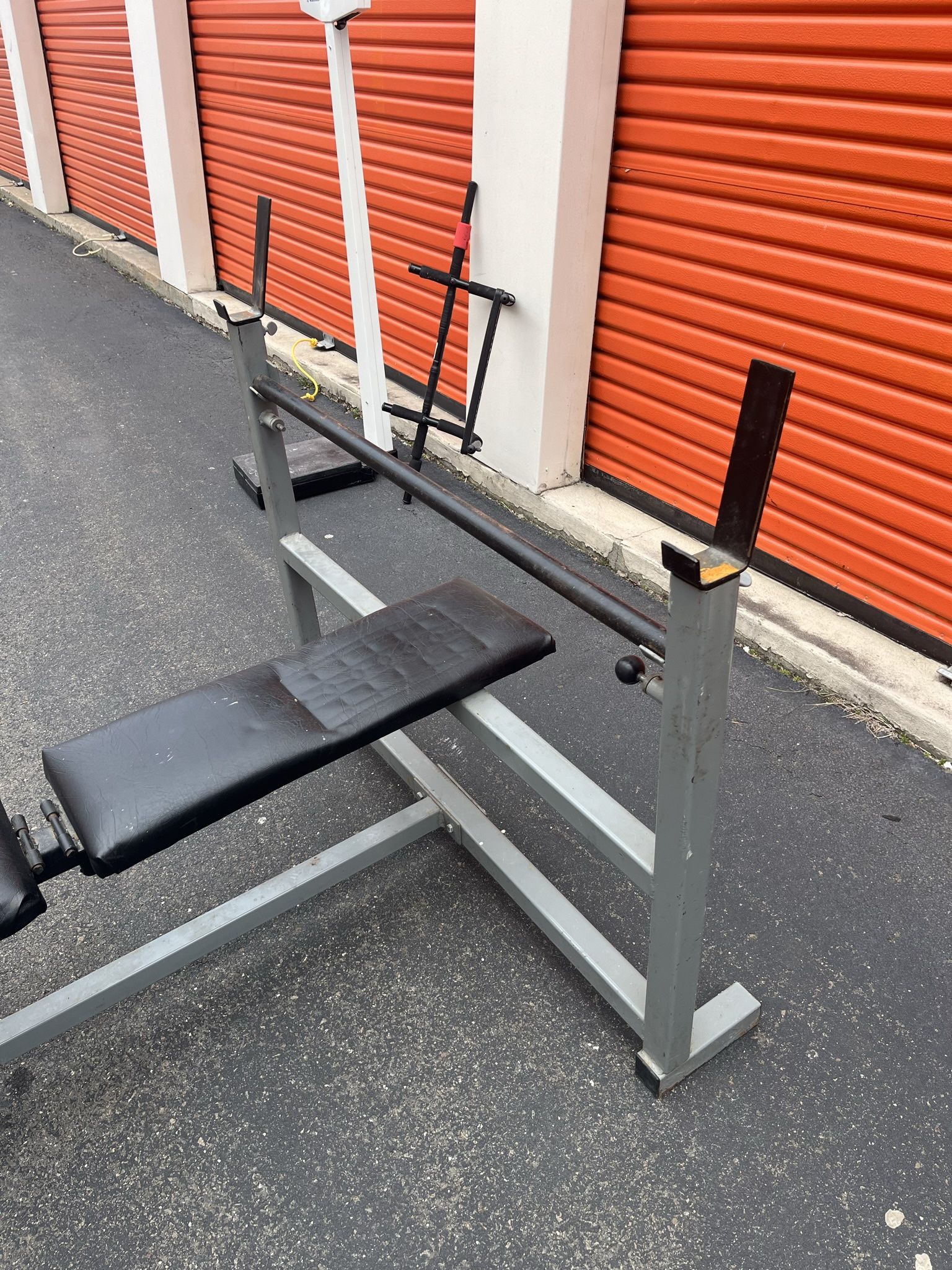 Olympic Weight Bench 