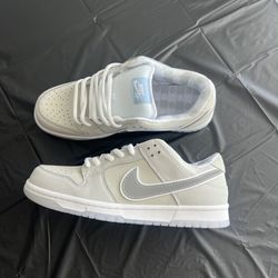 Nike SB Dunk Low - ‘White Lobster’ SIZE 9.5 brand new