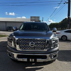 2017 Nissan Titan  Xd Diesel