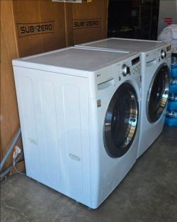 LG WASHER AND ELECTRIC DRYER