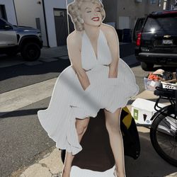 6ft Cut Out Of Marilyn Monroe 