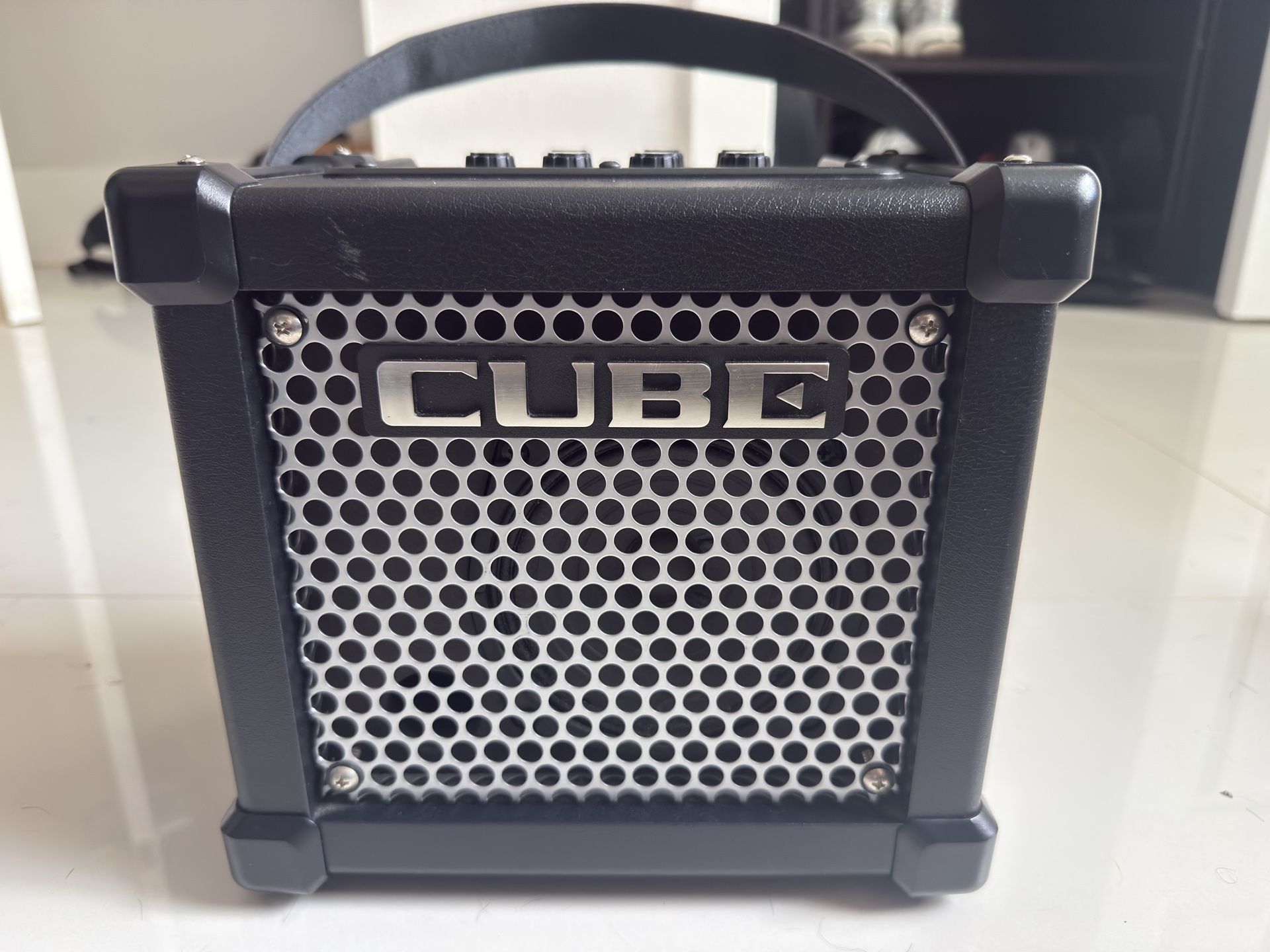 Roland MicroCube GX Guitar Amp