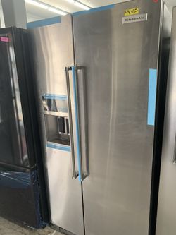 Kitchen aid side by side in stainless steel counter depth