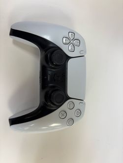 PlayStation 5 white controller 153139-12
