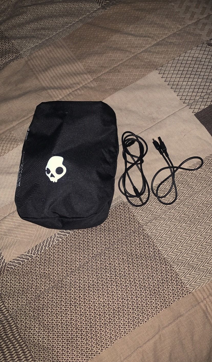 Skullcandy Crusher ANC 2 Headphones With Charger/AUX Cord
