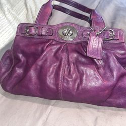 Coach   Leather Shoulder Bag 