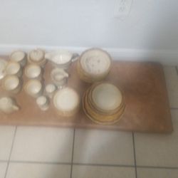 Vintage Wheat Dishes