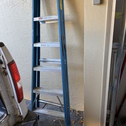 Ladder 6 Ft And Tools 