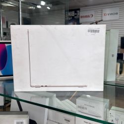 MacBook Air 13” M3 256gb ( Payments Available)