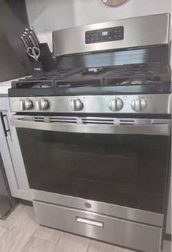 GE Stainless Steel Gas Stove