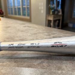 Marucci CATX2 BBCOR Baseball Bat: MCBCX2