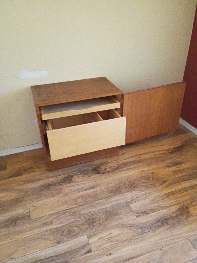 Filing Cabinet