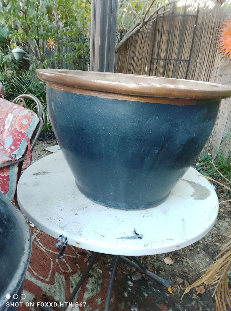 Large Flower Pot 23.9inch Across (Height 1ft8in