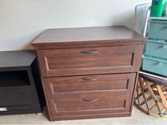 Dresser