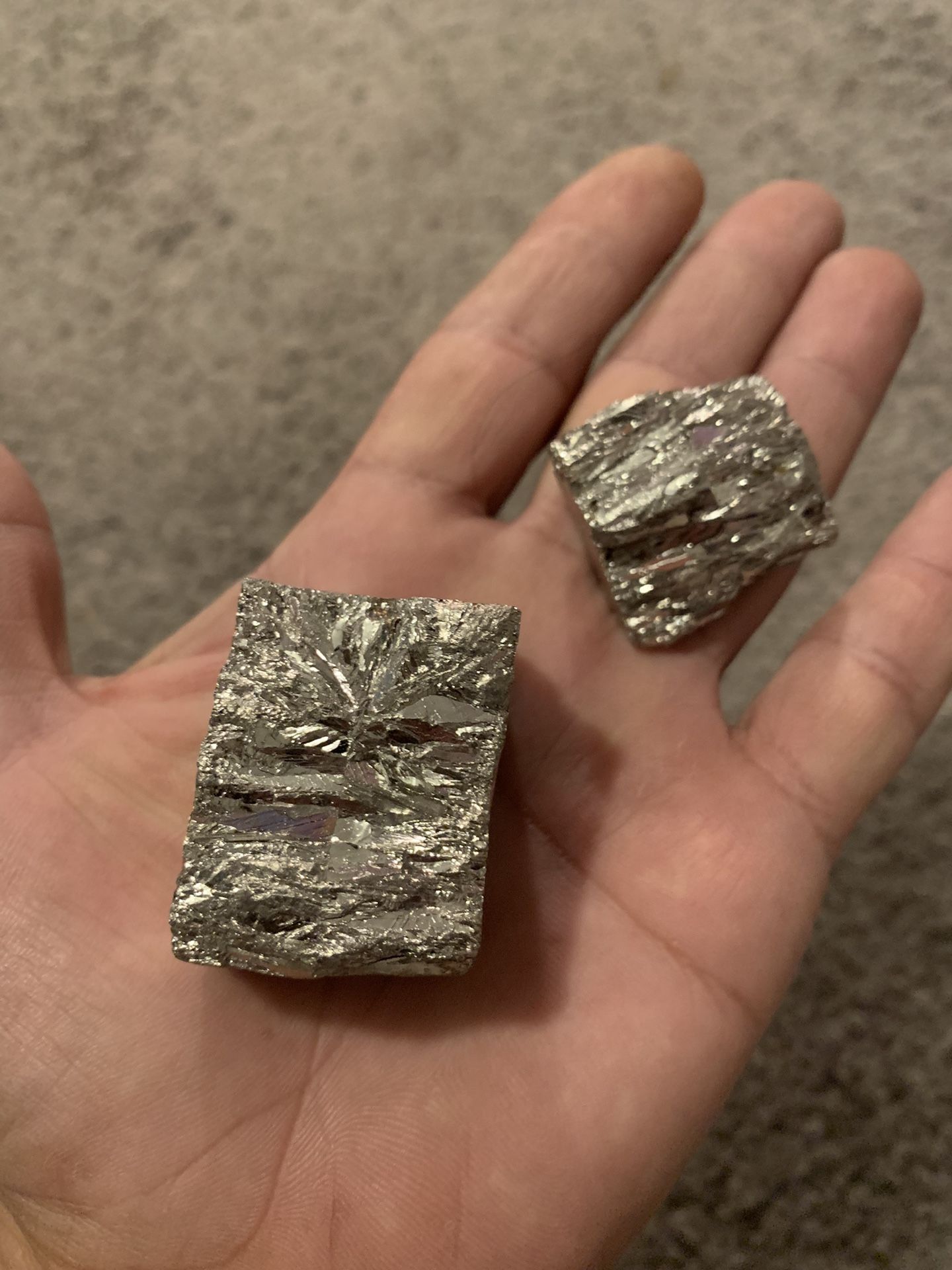 Pure 99.99 Bismuth Metal
