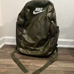 Mike Brasilia Backpack