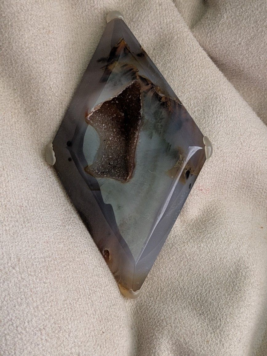 Agate Crystal