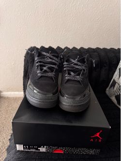 Black Cat 3s 🐈‍⬛