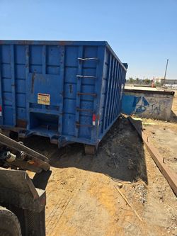 Roll Off Dumpsters *R£NTAL*