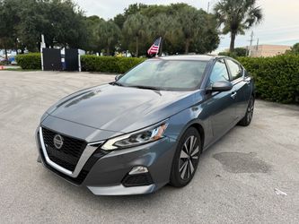 2021 Nissan Altima SV Sedan