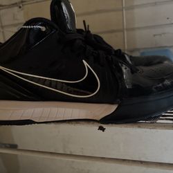 Nike Kobe 4 Size 8.5
